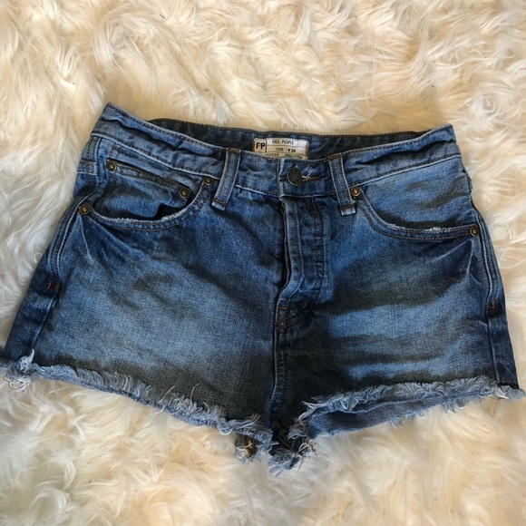 Free People Shorts - Picture 1 of 3